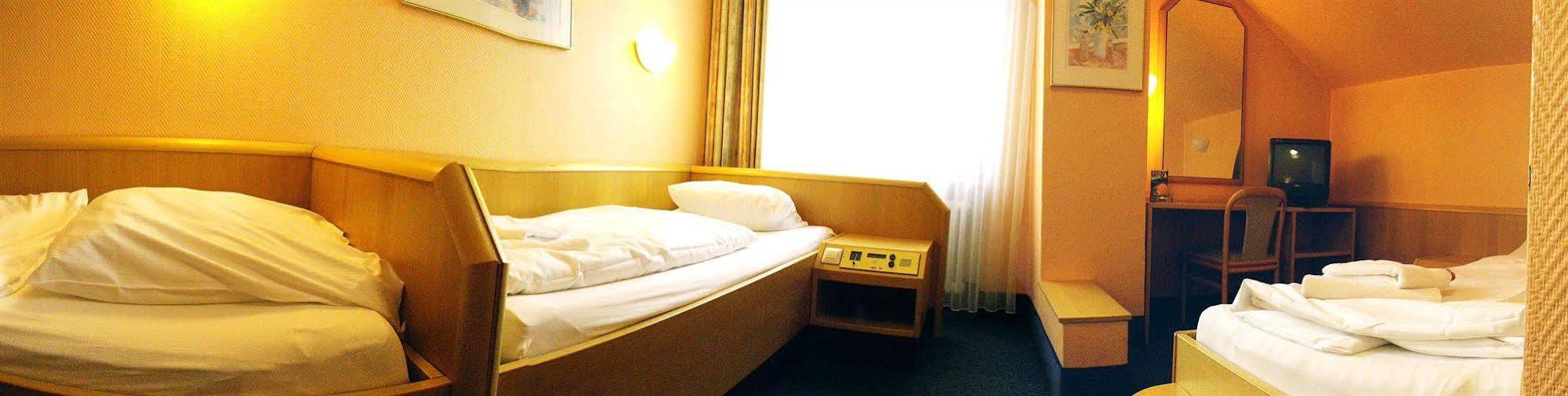 A1 Raststaette & Motel Hamburg-Stillhorn Exteriér fotografie